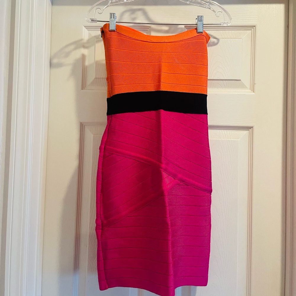 Bebe Strapless Color-Block Bandage Dress - Picture 4 of 7